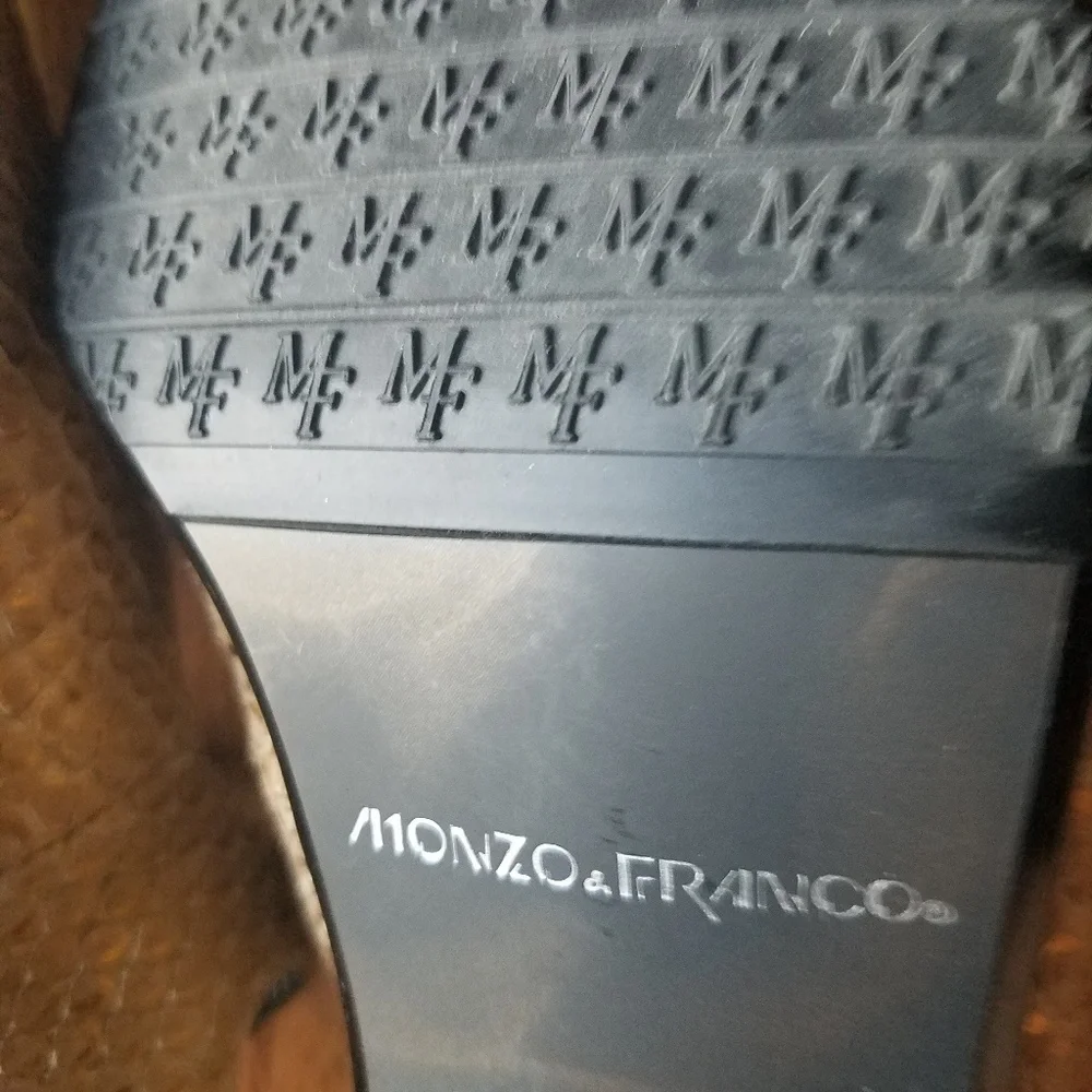 Alfonzo & Franco Golden Beige scale pattern shoes